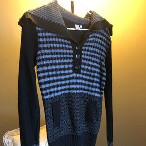 BKE Denim CUTE Sweater Women’s Size Medium